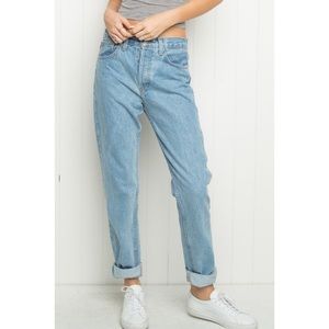 BRANDY MELVILLE • john galt lightly distressed high rise jeans